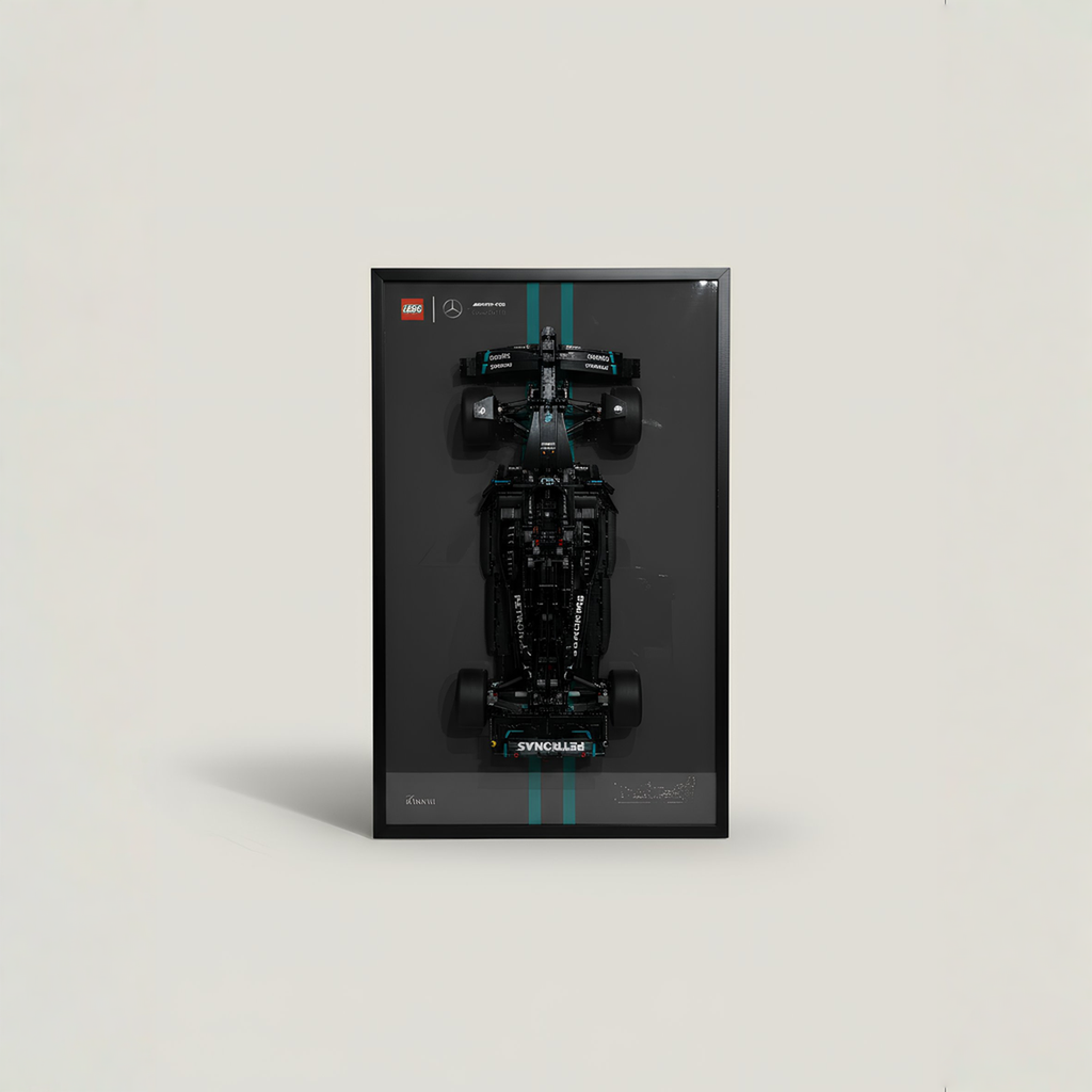 MERCEDES F1 W14 E PERFORMANCE DISPLAY (42171)